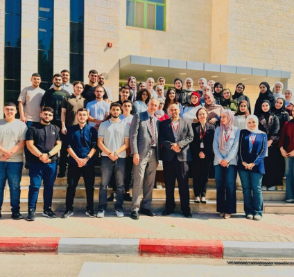 كلية الطب في الجامعة العربية الأمريكية تنظّم لقاءً تعريفياً للطلبة الجدد.
